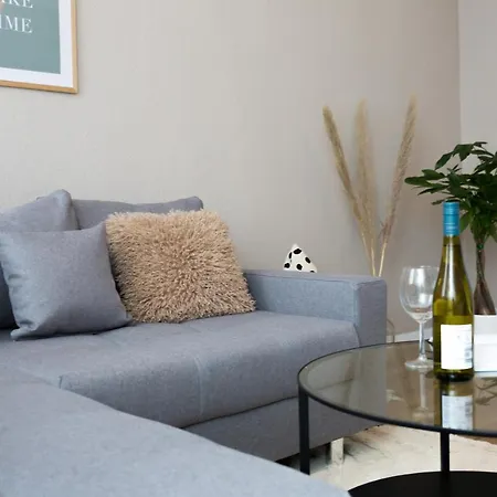 Apartment Modernes Lieblingsfleck I 2 Schlafzimmer I 4 Betten I Zentrumsnah *