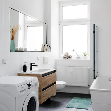 Modernes Lieblingsfleck I 2 Schlafzimmer I 4 Betten I Zentrumsnah Apartment *